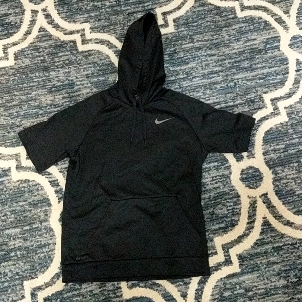 Mens Nike Shortsleeve sweatshirt, size Medium